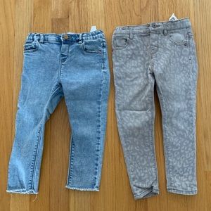 💙 2 pair of Zara baby denim 2-3T